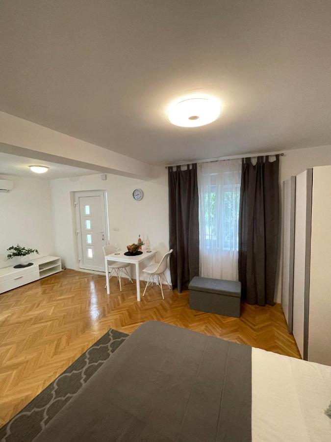 Apartment Maria 扎达尔 外观 照片